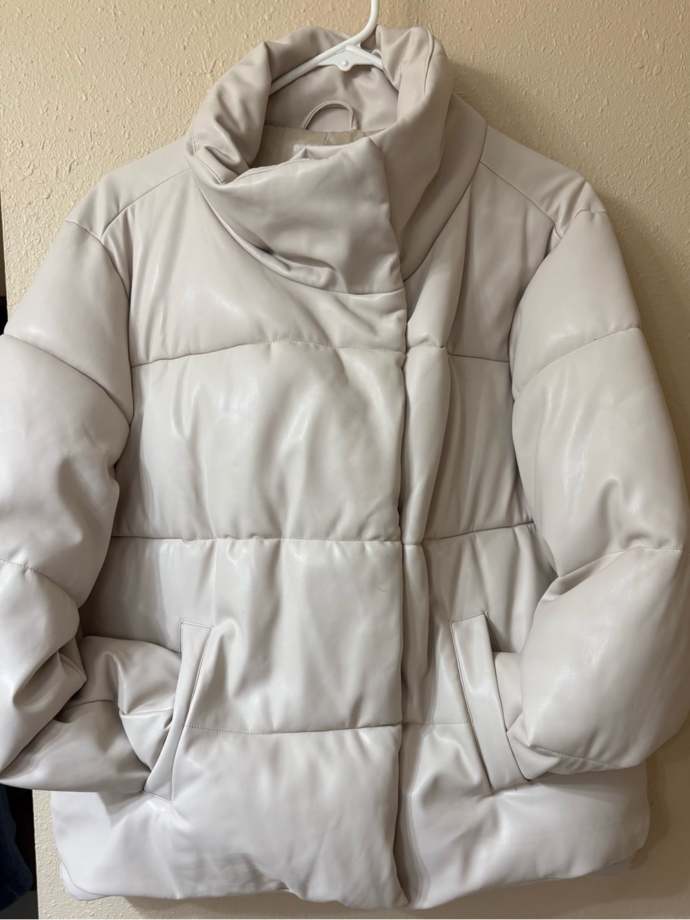 STYLUS Vegan leather Light Cream Quilted Puffer Jacket with High Collar